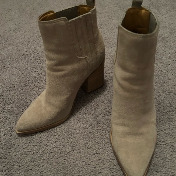 Marc Fisher oshay booties size 6 - Picture 11 of 11
